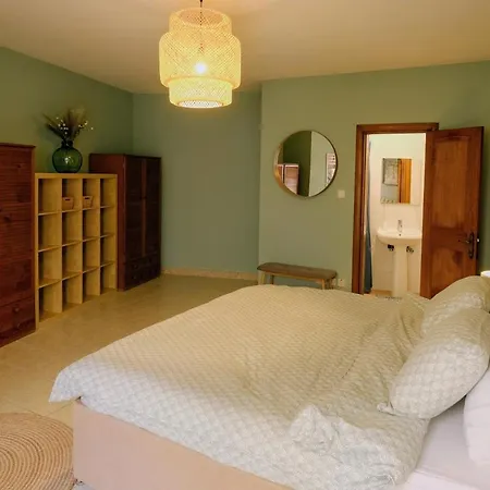 Spacious 3br In Vibrant St Julians سانت جوليان